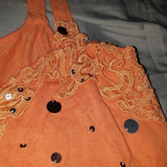 Nwt Together tank 32 - Picture 2 of 5